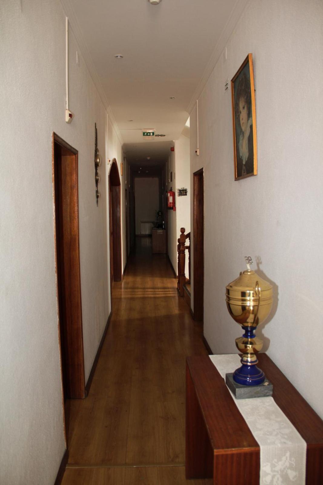 Residencial Parque Bed & Breakfast Celorico Da Beira Luaran gambar