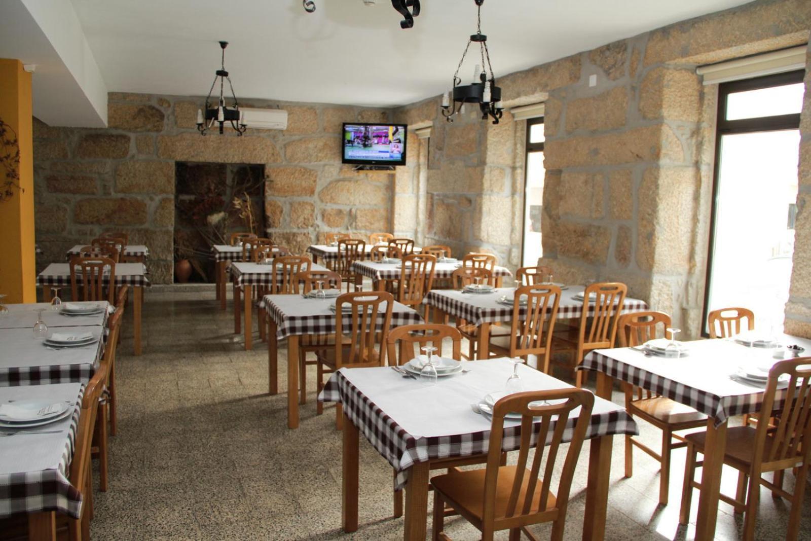 Residencial Parque Bed & Breakfast Celorico Da Beira Luaran gambar